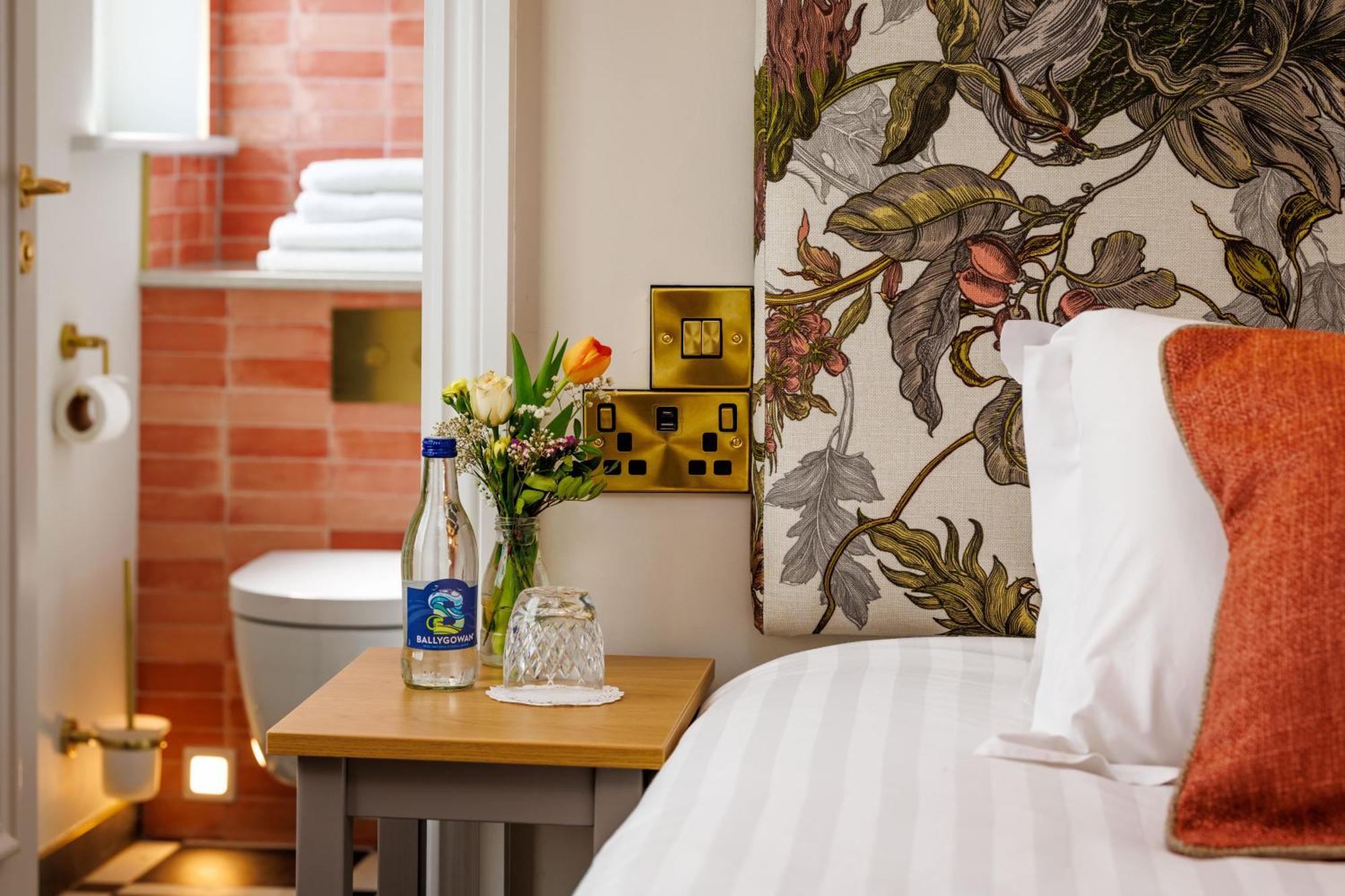 Club House Hotel Kilkenny Buitenkant foto