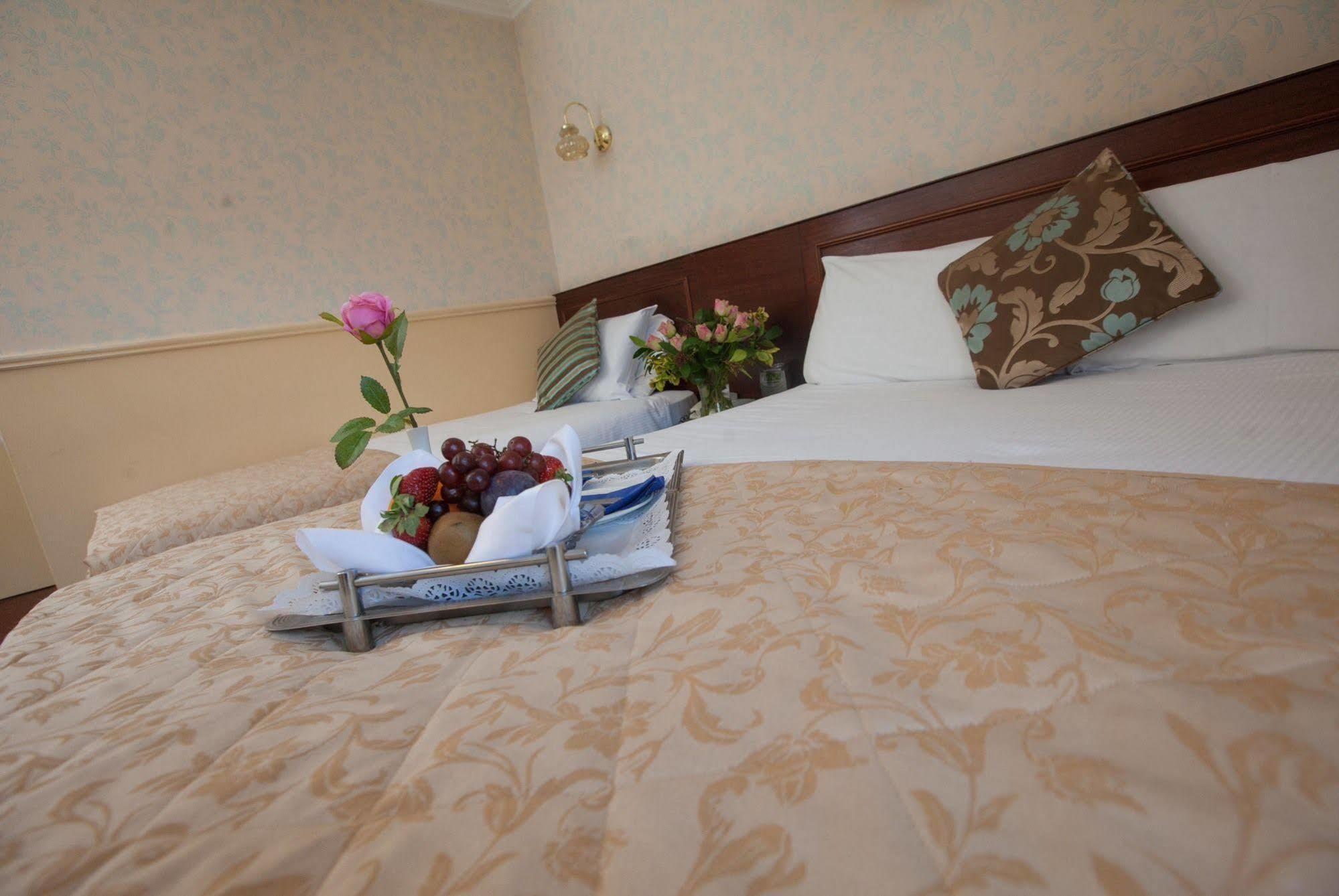 Club House Hotel Kilkenny Buitenkant foto